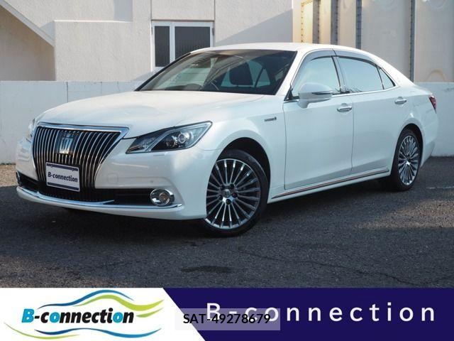 Toyota CROWN MAJESTA 2014-08 7722158-0