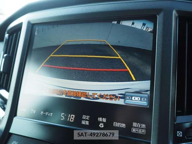 Toyota CROWN MAJESTA 2014-08 7722158-11