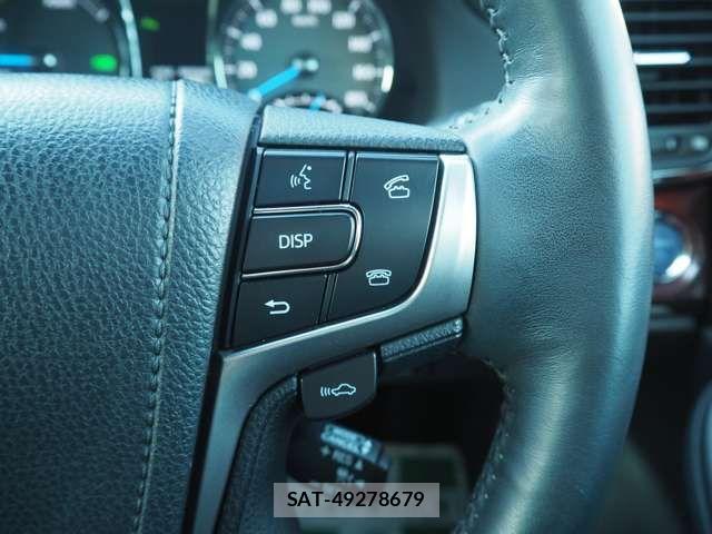 Toyota CROWN MAJESTA 2014-08 7722158-12