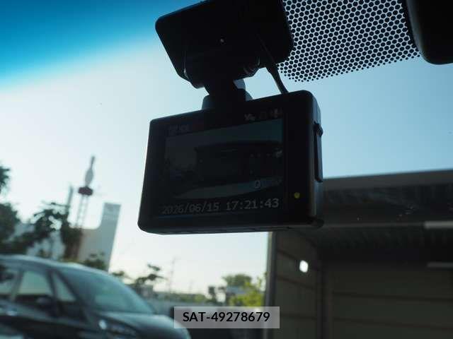 Toyota CROWN MAJESTA 2014-08 7722158-17