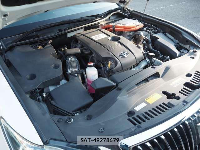 Toyota CROWN MAJESTA 2014-08 7722158-19