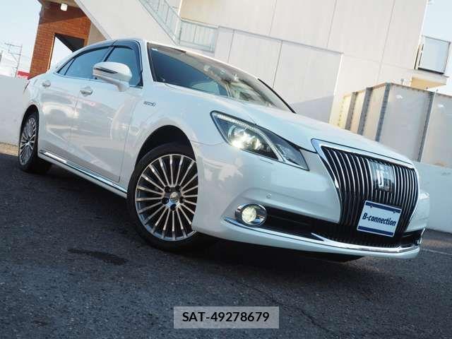 Toyota CROWN MAJESTA 2014-08 7722158-5