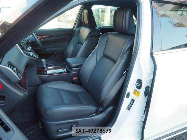 Toyota CROWN MAJESTA 2014-08 7722158-8