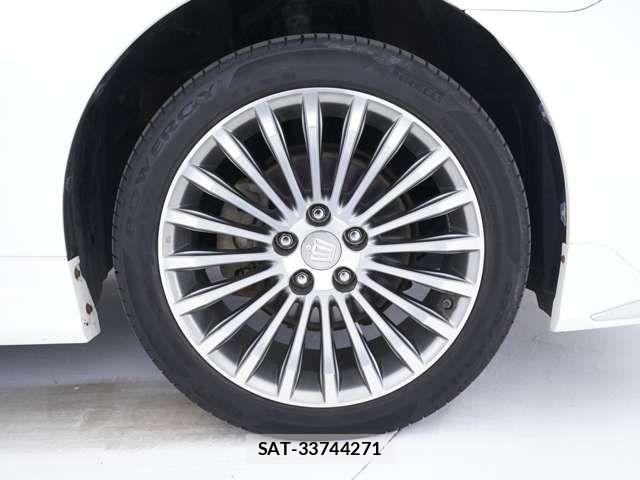 Toyota CROWN MAJESTA 2015-07 7875881-16