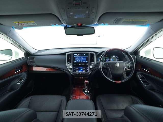 Toyota CROWN MAJESTA 2015-07 7875881-4