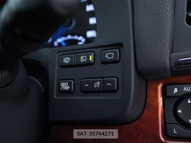 Toyota CROWN MAJESTA 2015-07 7875881-8