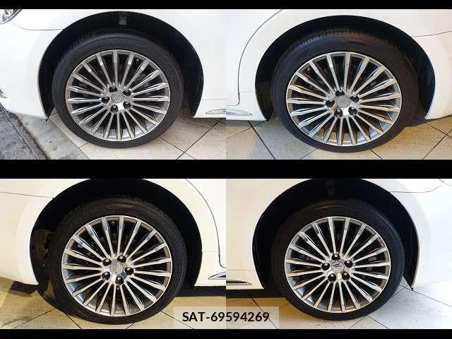 Toyota CROWN MAJESTA 2016-12 8129498-11