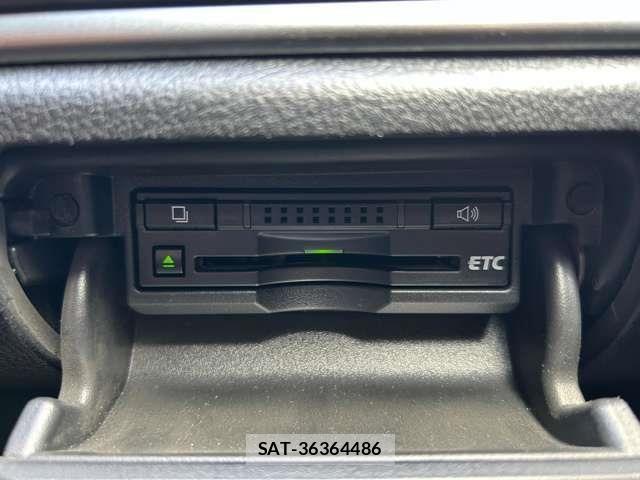 Toyota CROWN MAJESTA 2015-06 8626267-20