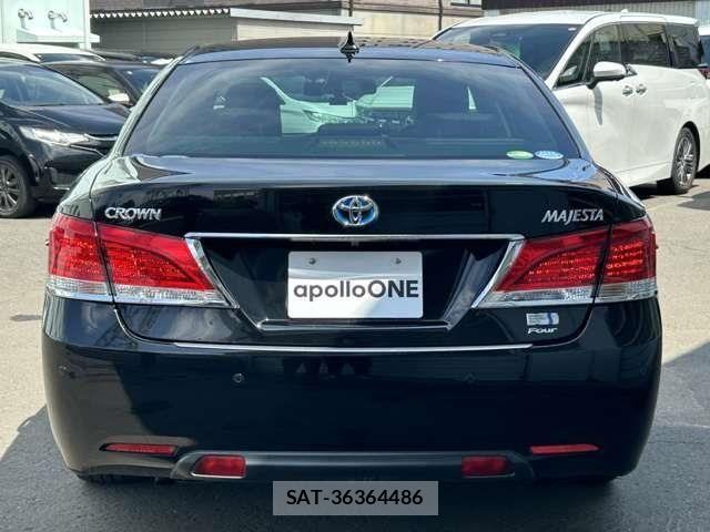Toyota CROWN MAJESTA 2015-06 8626267-5
