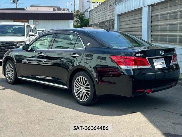 Toyota CROWN MAJESTA 2015-06 8626267-6