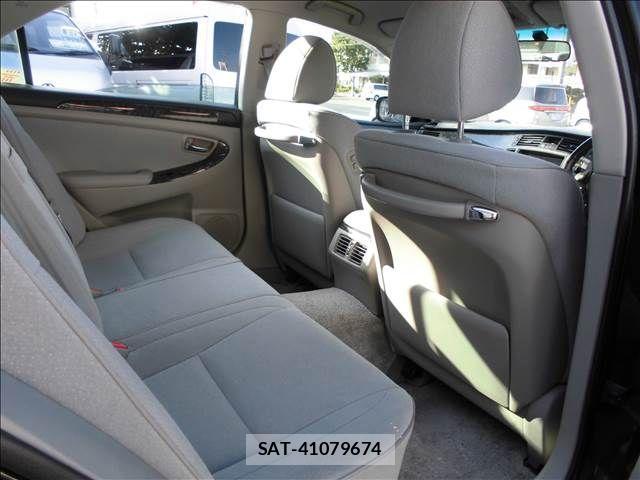 Toyota CROWN SEDAN 2007-12 742419-6