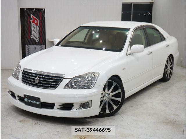 Toyota CROWN SEDAN 2006-06 832956-10