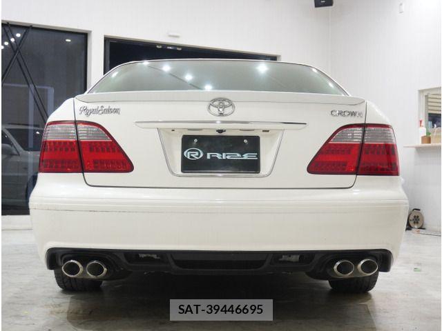 Toyota CROWN SEDAN 2006-06 832956-18