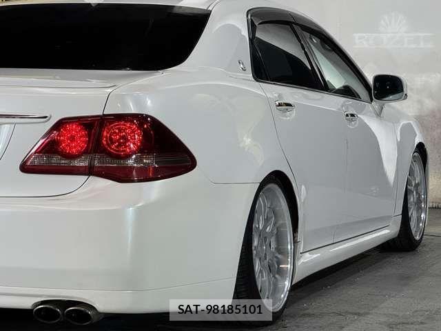 Toyota CROWN SEDAN 2009-03 1039218-14
