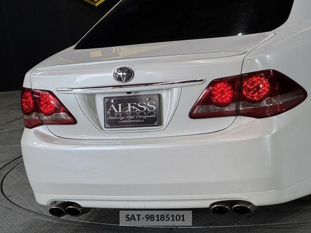 Toyota CROWN SEDAN 2009-03 1039218-15