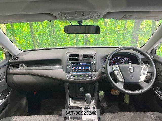 Toyota CROWN SEDAN 2010-03 1051989-1