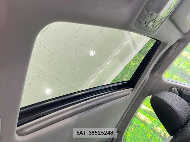 Toyota CROWN SEDAN 2010-03 1051989-2