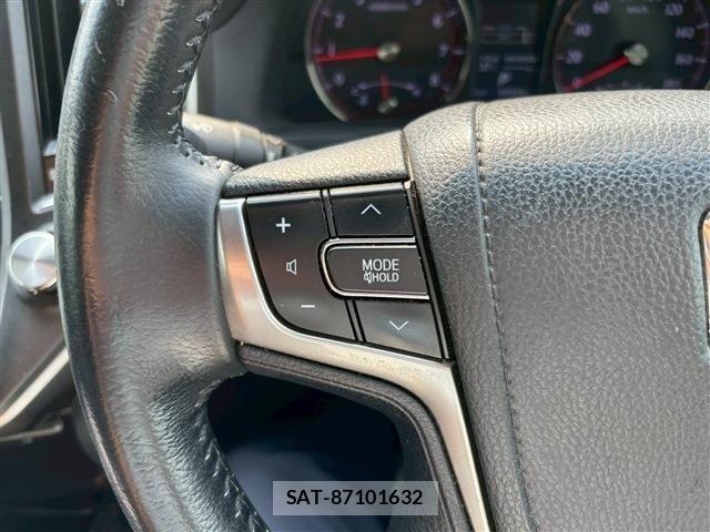 Toyota CROWN SEDAN 2015-02 1121661-17
