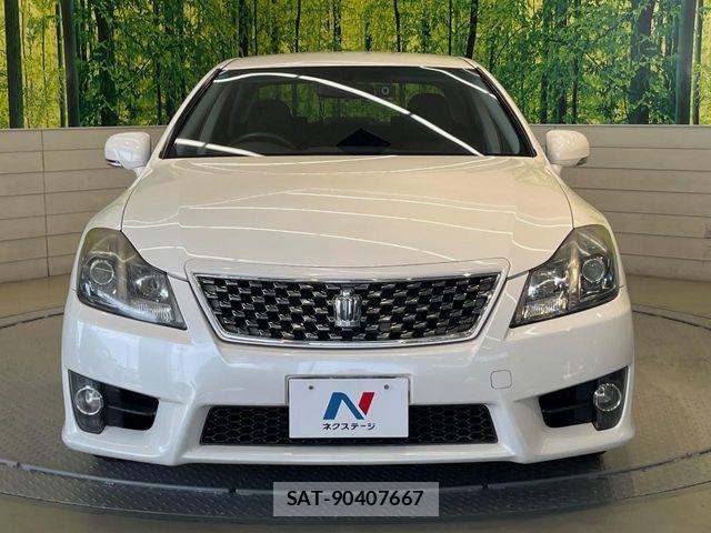 Toyota CROWN SEDAN 2012-08 1121658-13
