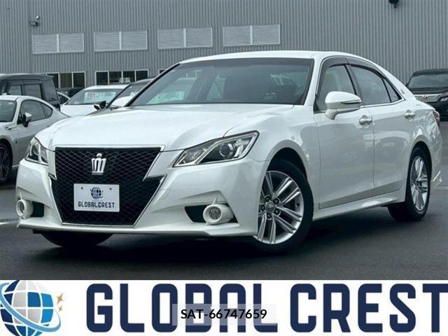 Toyota CROWN SEDAN 2014-08 1205884-0