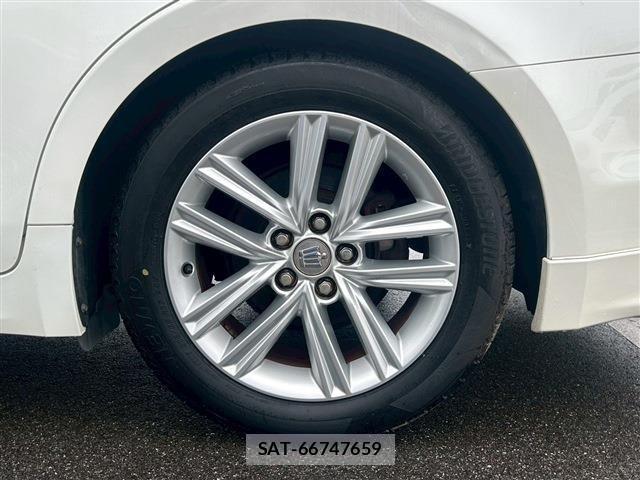 Toyota CROWN SEDAN 2014-08 1205884-10
