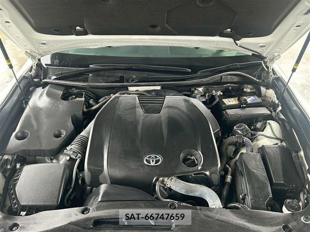 Toyota CROWN SEDAN 2014-08 1205884-24