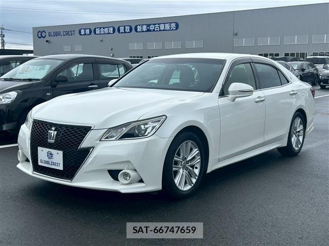 Toyota CROWN SEDAN 2014-08 1205884-2
