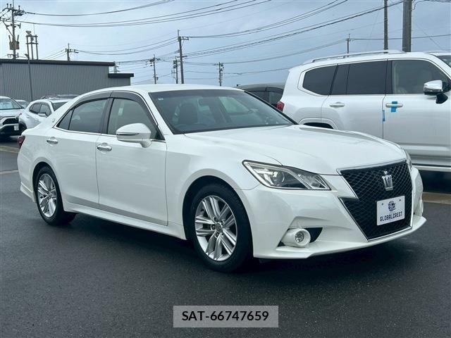 Toyota CROWN SEDAN 2014-08 1205884-4
