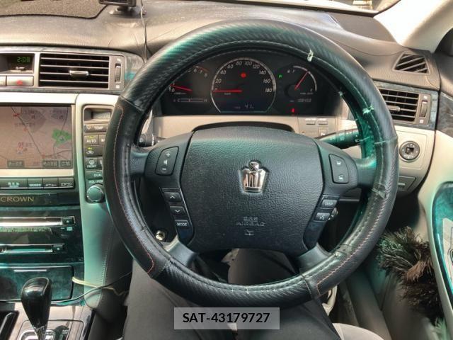 Toyota CROWN SEDAN 2005-01 1235450-7