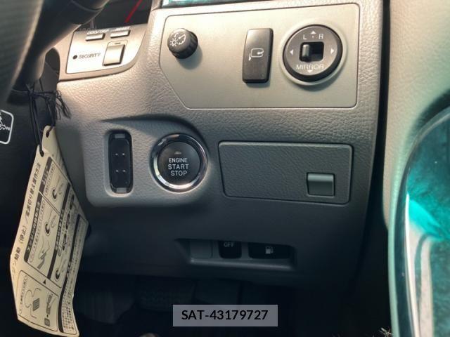 Toyota CROWN SEDAN 2005-01 1235450-11