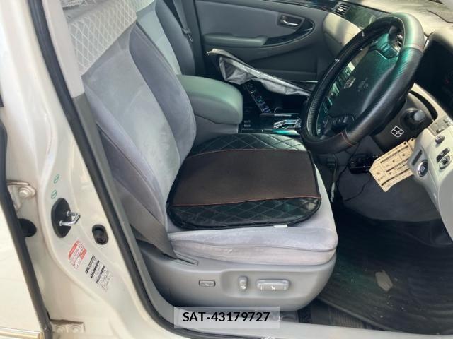 Toyota CROWN SEDAN 2005-01 1235450-6
