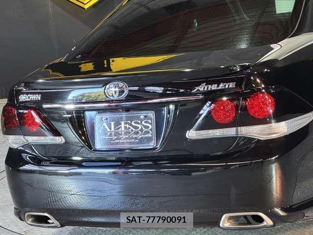 Toyota CROWN SEDAN 2010-12 1307411-14