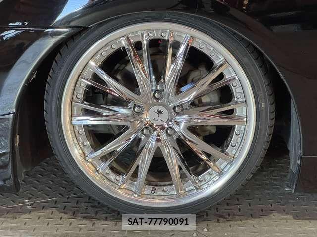 Toyota CROWN SEDAN 2010-12 1307411-5