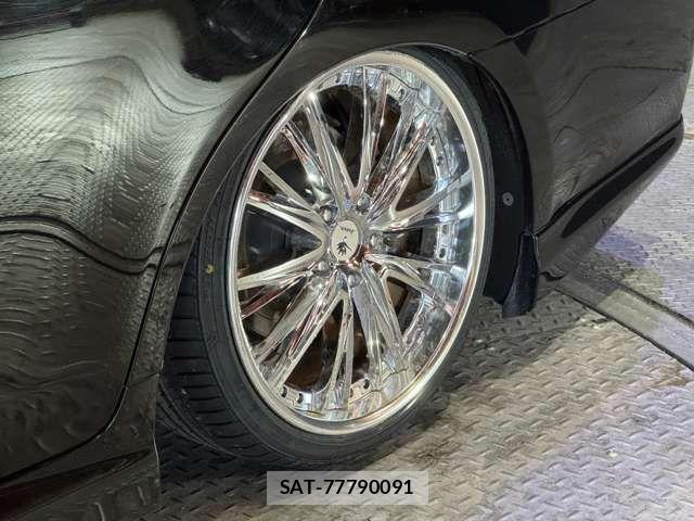 Toyota CROWN SEDAN 2010-12 1307411-6