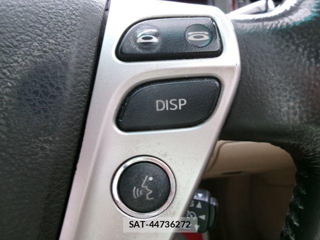 Toyota CROWN SEDAN 2010-09 1345724-23