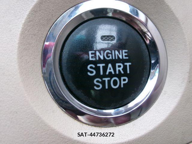 Toyota CROWN SEDAN 2010-09 1345724-26
