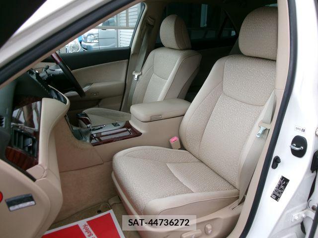 Toyota CROWN SEDAN 2010-09 1345724-6