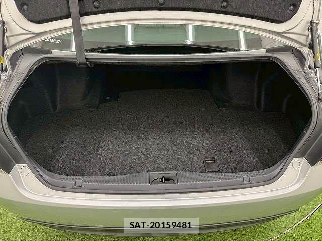 Toyota CROWN SEDAN 2013-01 1366055-10