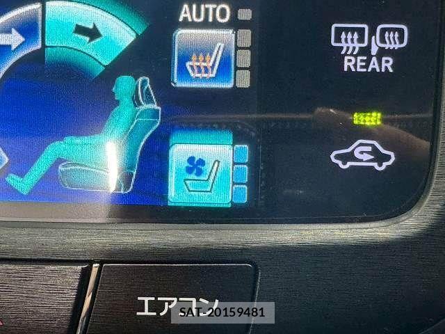 Toyota CROWN SEDAN 2013-01 1366055-5