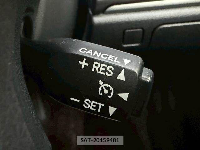 Toyota CROWN SEDAN 2013-01 1366055-6