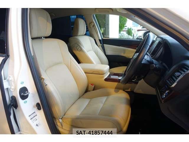 Toyota CROWN SEDAN 2013-03 1386281-9
