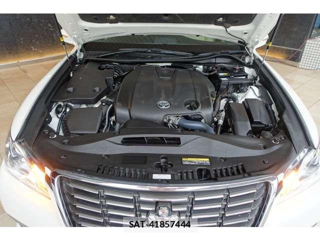 Toyota CROWN SEDAN 2013-03 1386281-3