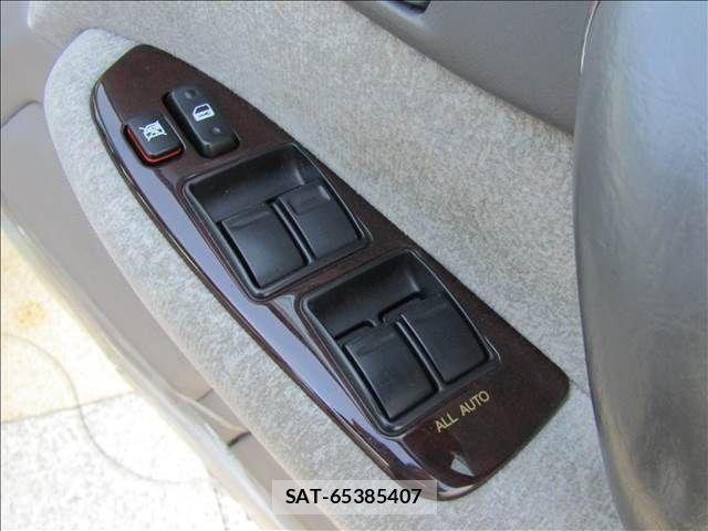 Toyota CROWN SEDAN 2002-12 1411823-10