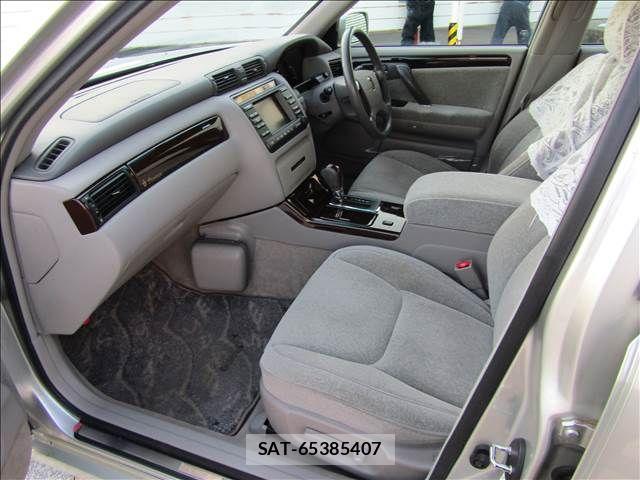 Toyota CROWN SEDAN 2002-12 1411823-15