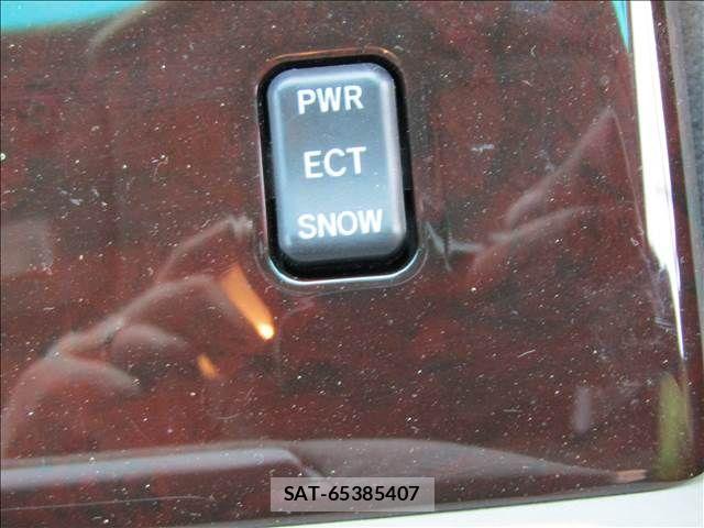 Toyota CROWN SEDAN 2002-12 1411823-7