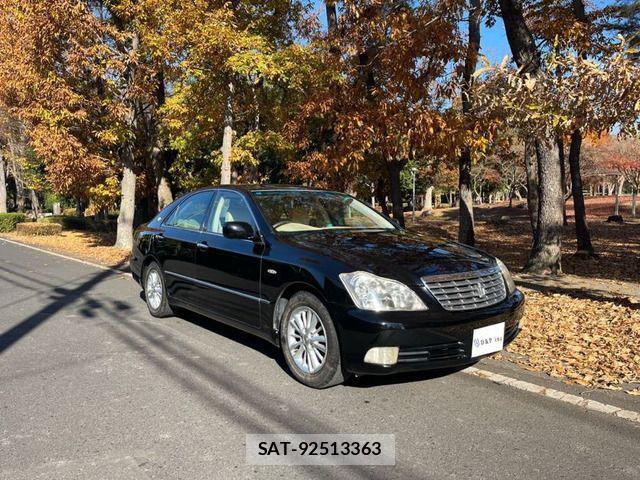 Toyota CROWN SEDAN 2006-02 1585067-0