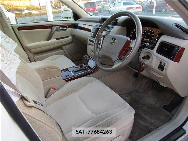 Toyota CROWN SEDAN 2002-05 1903295-9