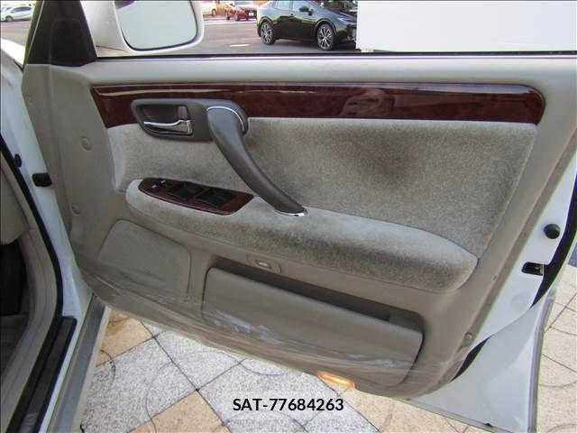 Toyota CROWN SEDAN 2002-05 1903295-23