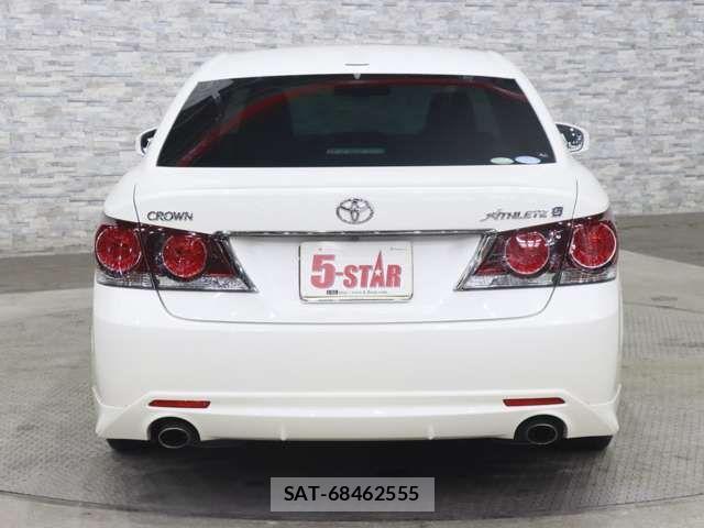 Toyota CROWN SEDAN 2015-11 2099010-14