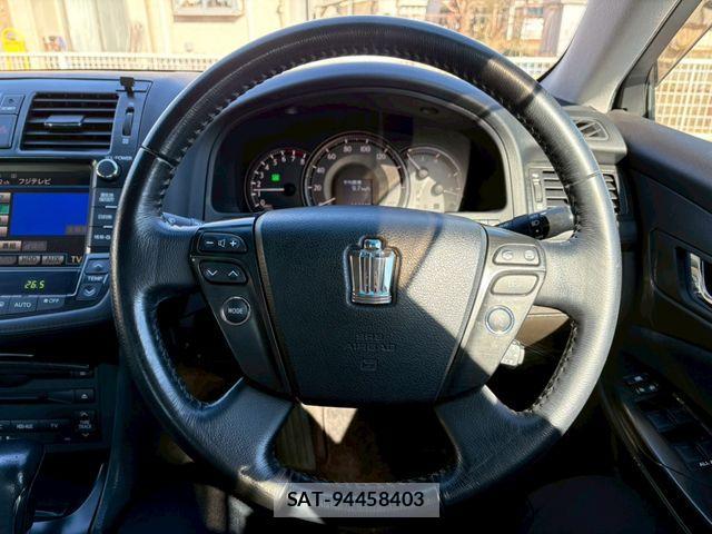 Toyota CROWN SEDAN 2008-09 2727012-14